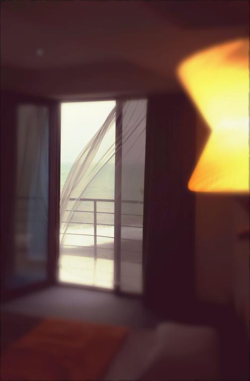 Shine In Kobuleti Hotel Bilik gambar