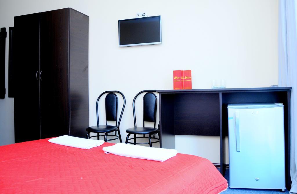 Shine In Kobuleti Hotel Luaran gambar